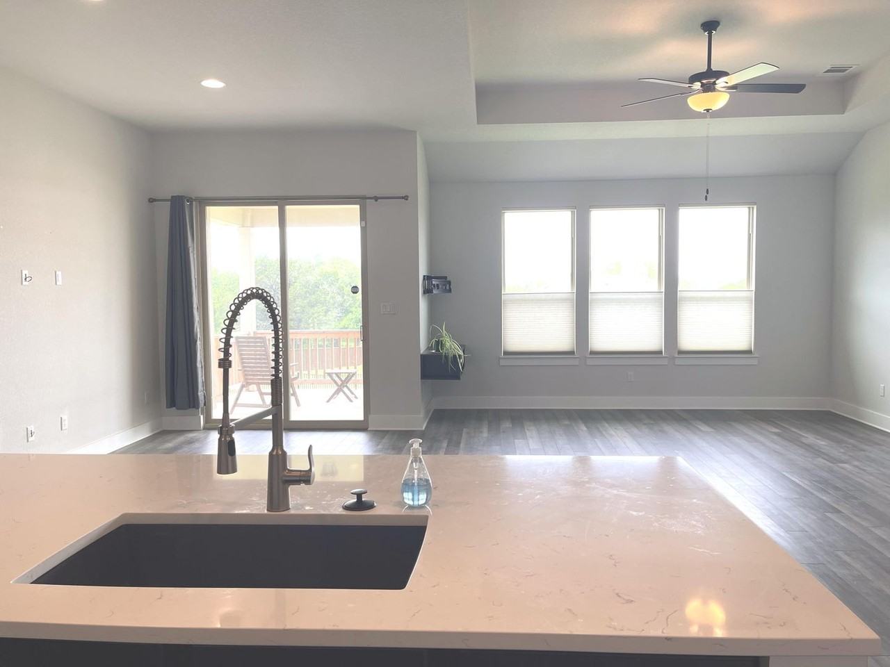 1901 Vinaros Ct - Photo 5 of 27