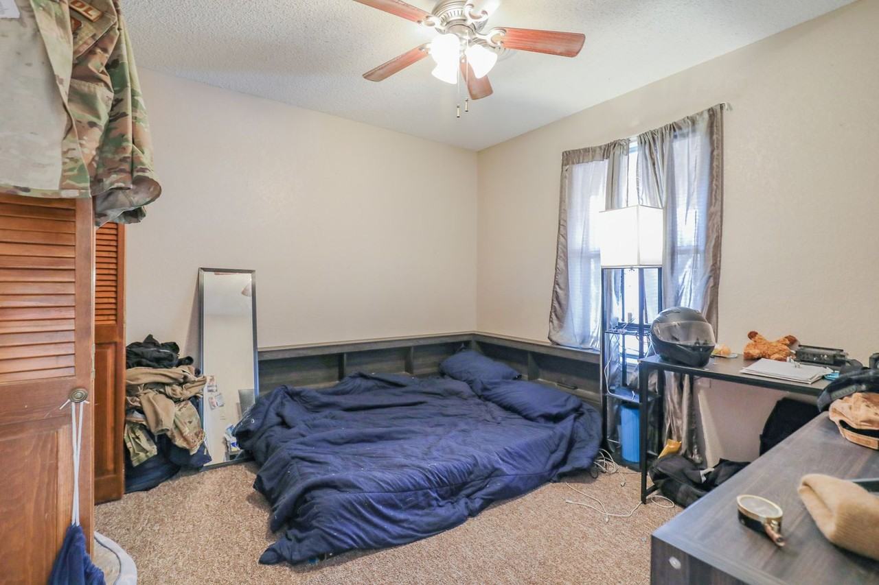 107 Sunrise Ave - Photo 6 of 32