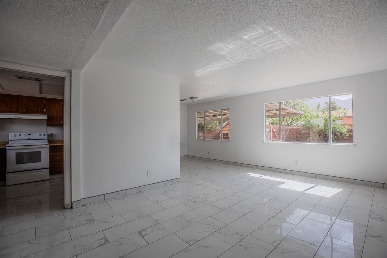 1006 Scenic Dr - Photo 3 of 5