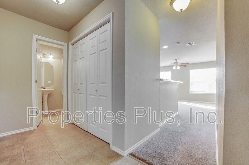 2994 Creekside Dr - Photo 3 of 20