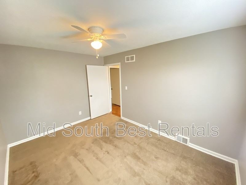 6145 Quince Rd - Photo 5 of 10