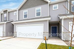 featured image of 211 Ne Whitetail Ln