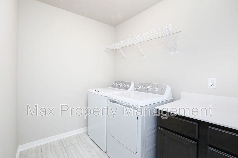 211 Ne Whitetail Ln - Photo 2 of 30