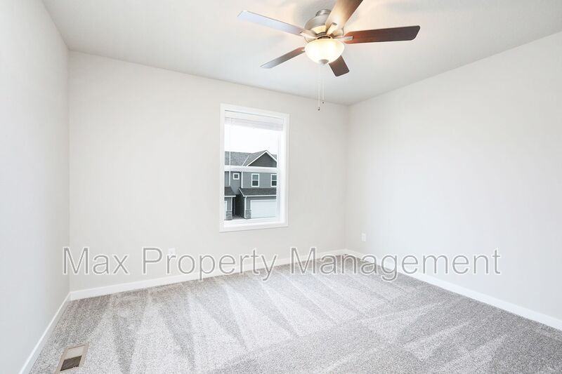 211 Ne Whitetail Ln - Photo 4 of 30
