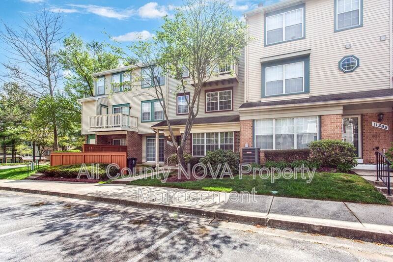 11297 Raging Brook Dr - Photo 3 of 30