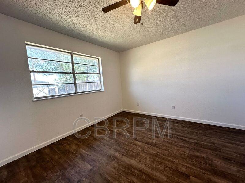 4506 Itasca Street - Photo 7 of 10