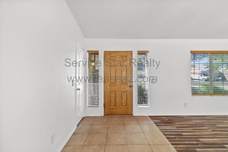 8656 E Crescent Ave - Photo 4 of 25