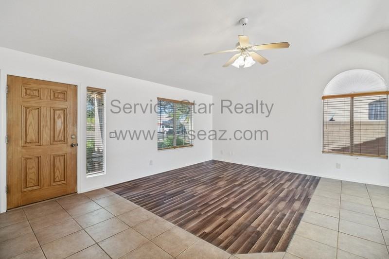 8656 E Crescent Ave - Photo 5 of 25