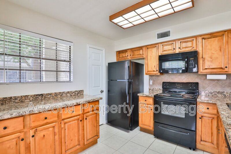 2333 E Southern Ave #1039 - Photo 2 of 25