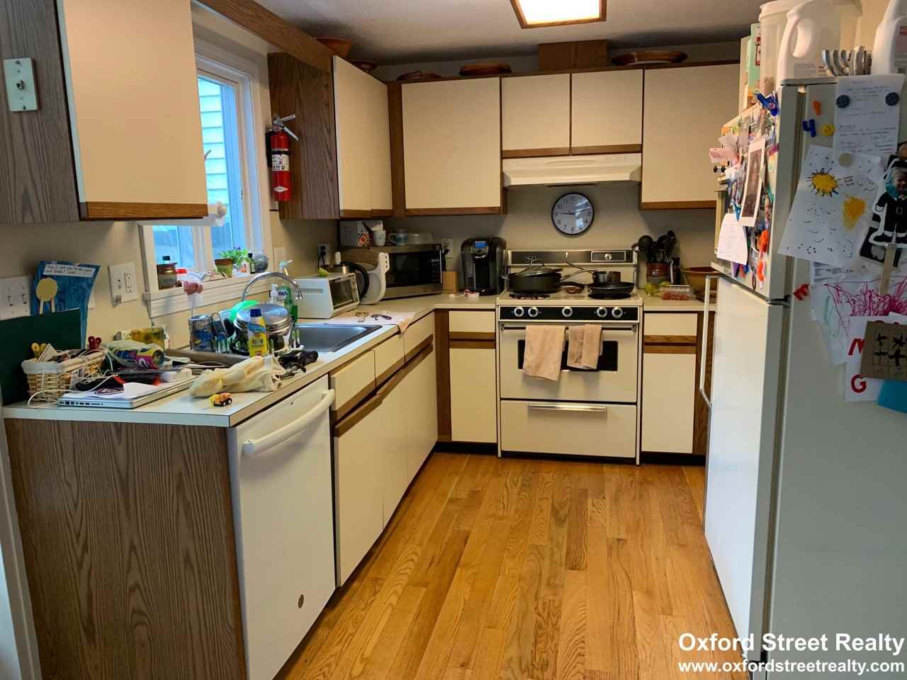 14 Cornelius Way - Photo 6 of 12