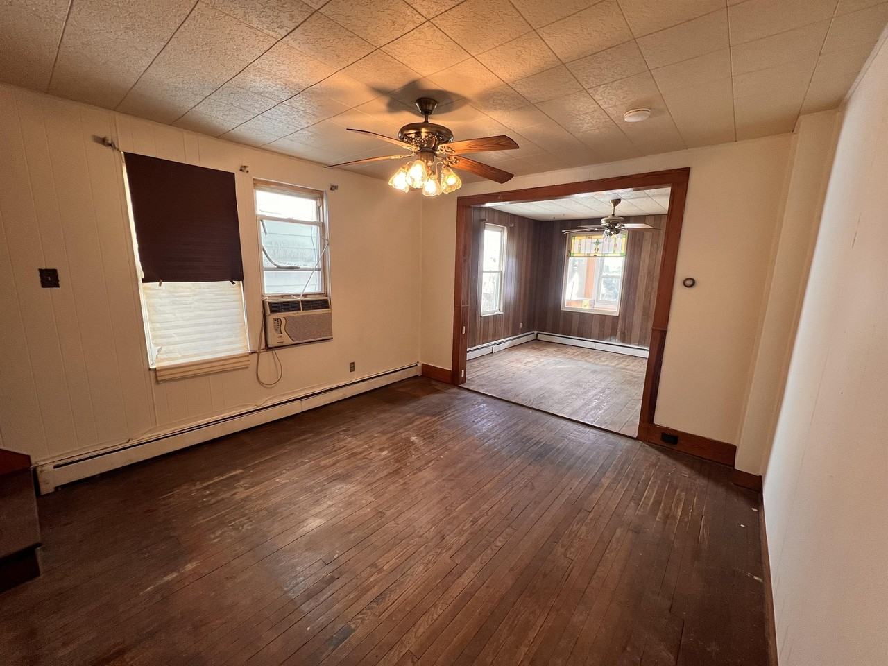 323 Maple Street - Photo 2 of 14