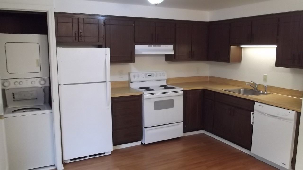 Park Place Townhomes - Photo 3 of 48