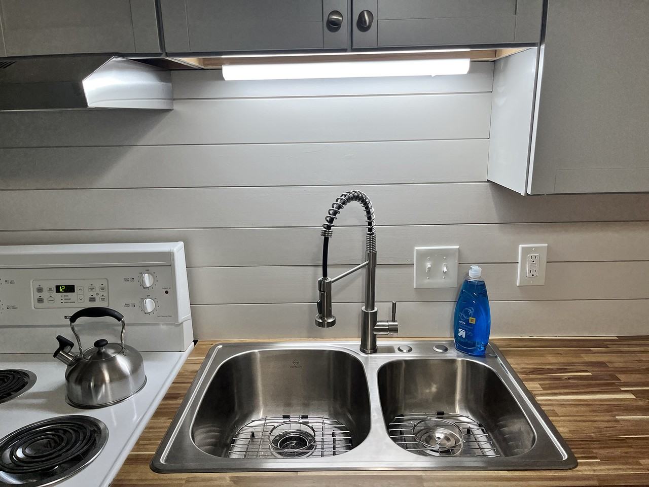 1714 Ross St #5 - Photo 3 of 3