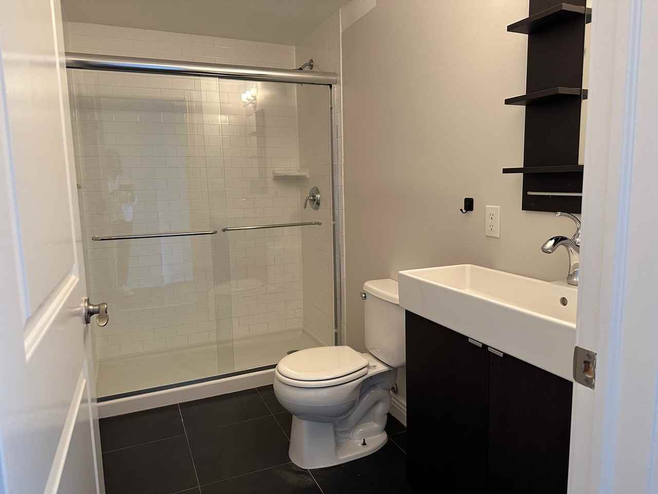 5 Shore Lane - Photo 3 of 4