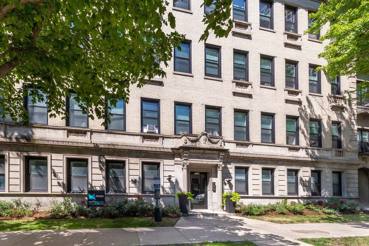 5120 S. Hyde Park Boulevard - Photo 3 of 33