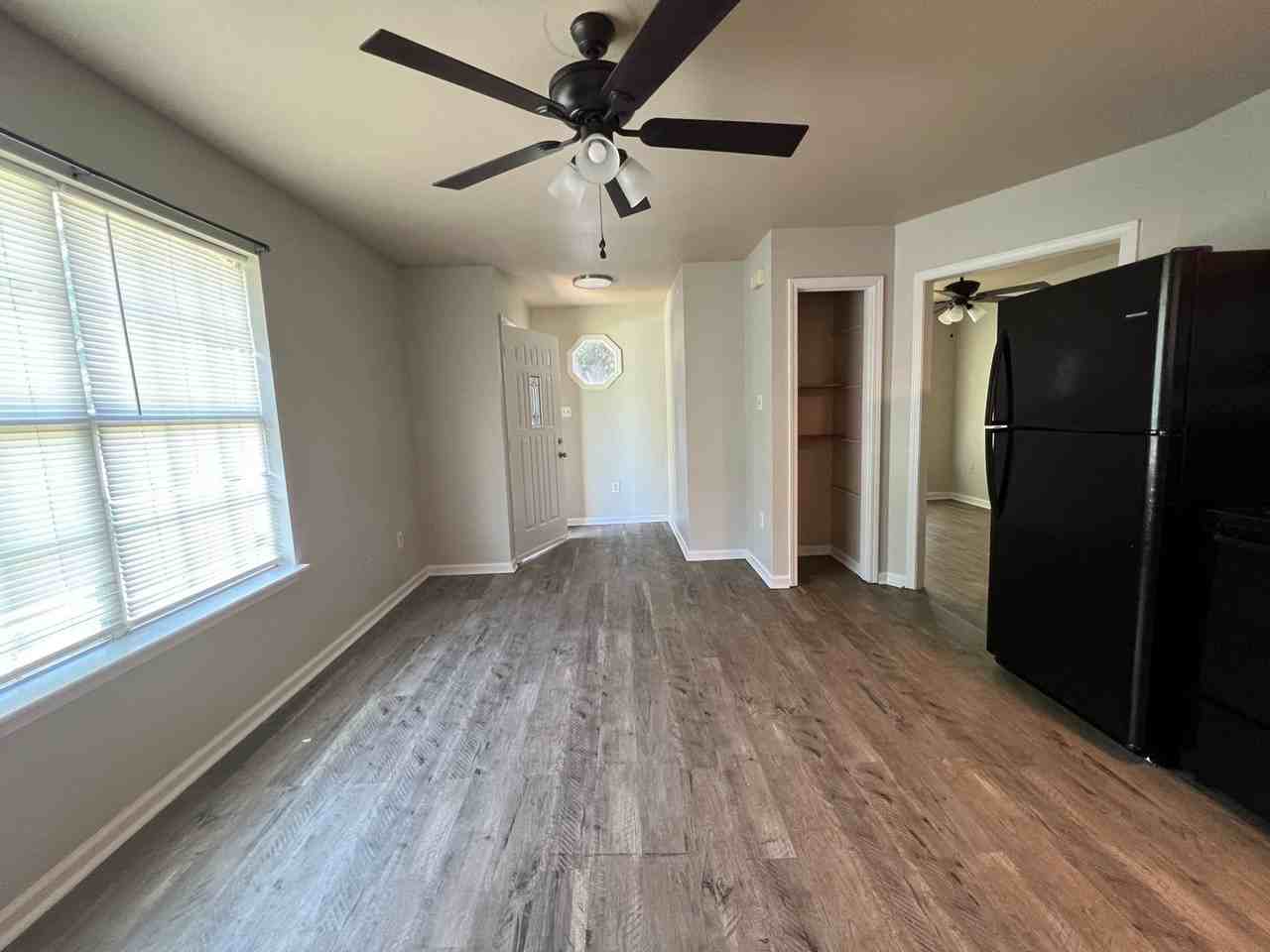 234 Ambrea Dr - Photo 3 of 6