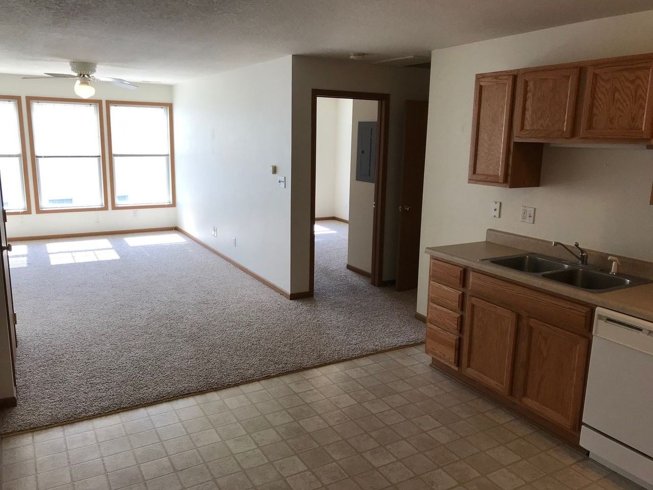 AR 2321 - Photo 3 of 9