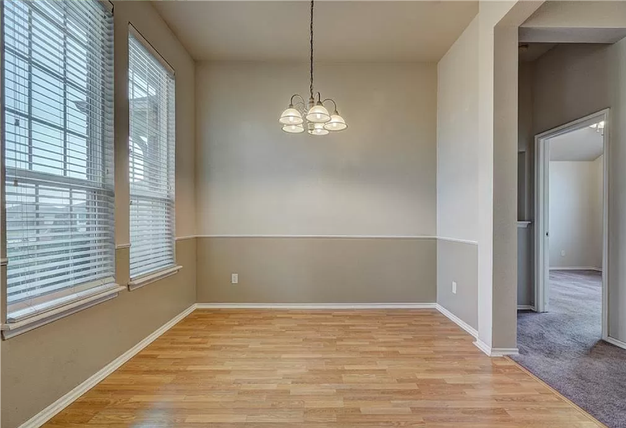 2404 Nw 161st St - Photo 7 of 36
