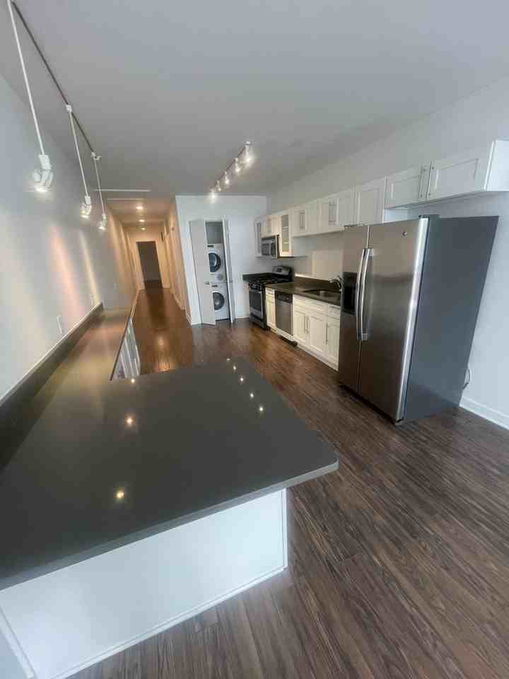 Lando Lofts - Photo 4 of 43