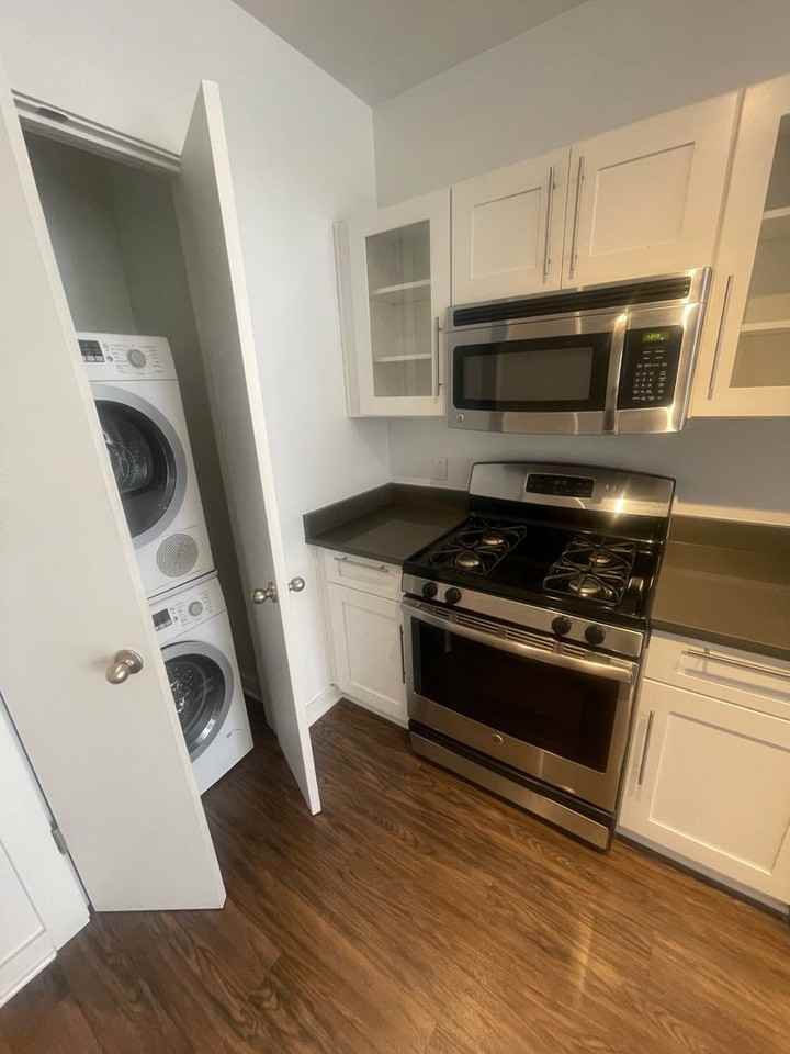 Lando Lofts - Photo 6 of 43