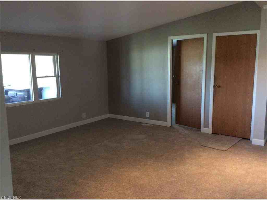 14796 Zane Rd - Photo 3 of 12