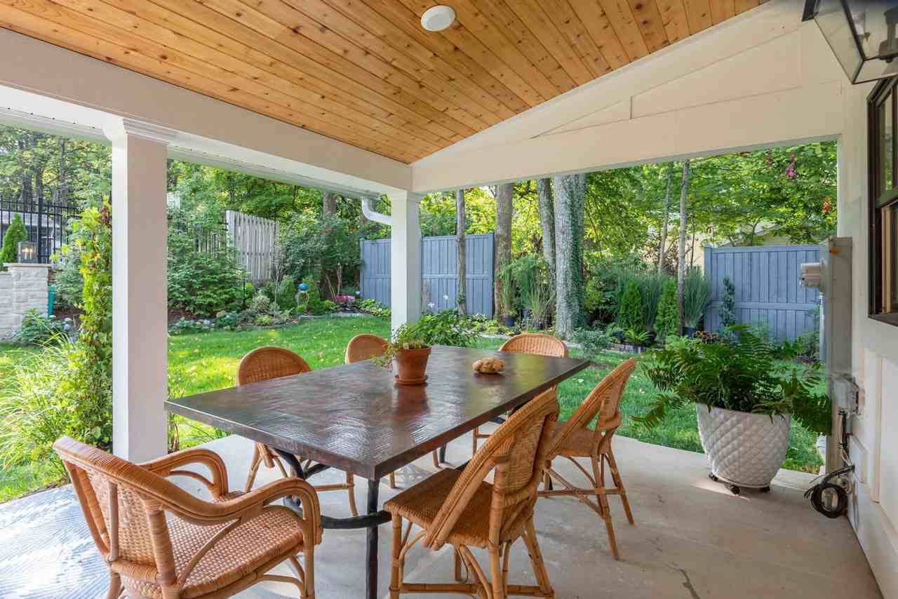 2104 E Woodstock Pl - Photo 3 of 46
