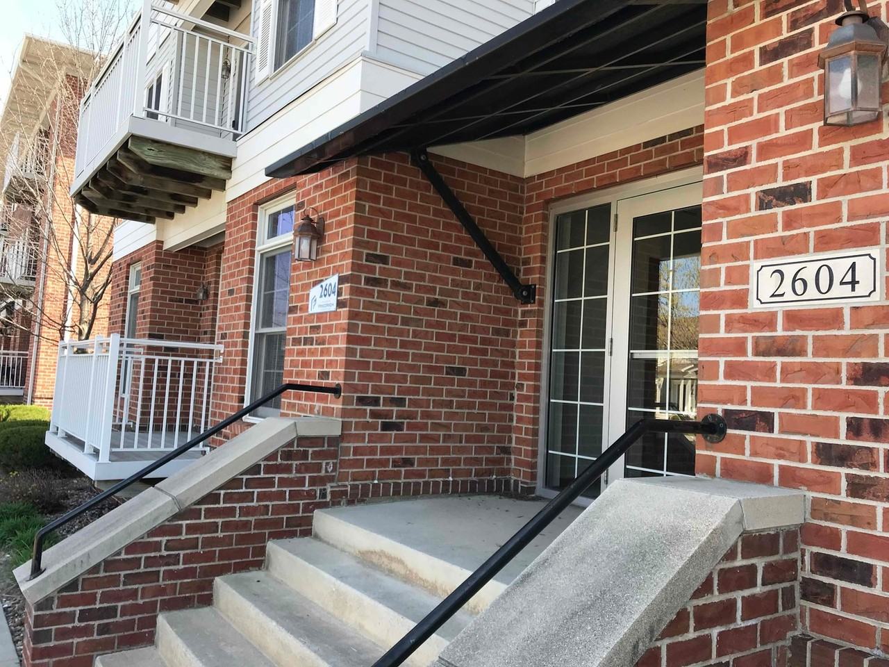 2604S - Photo 2 of 16