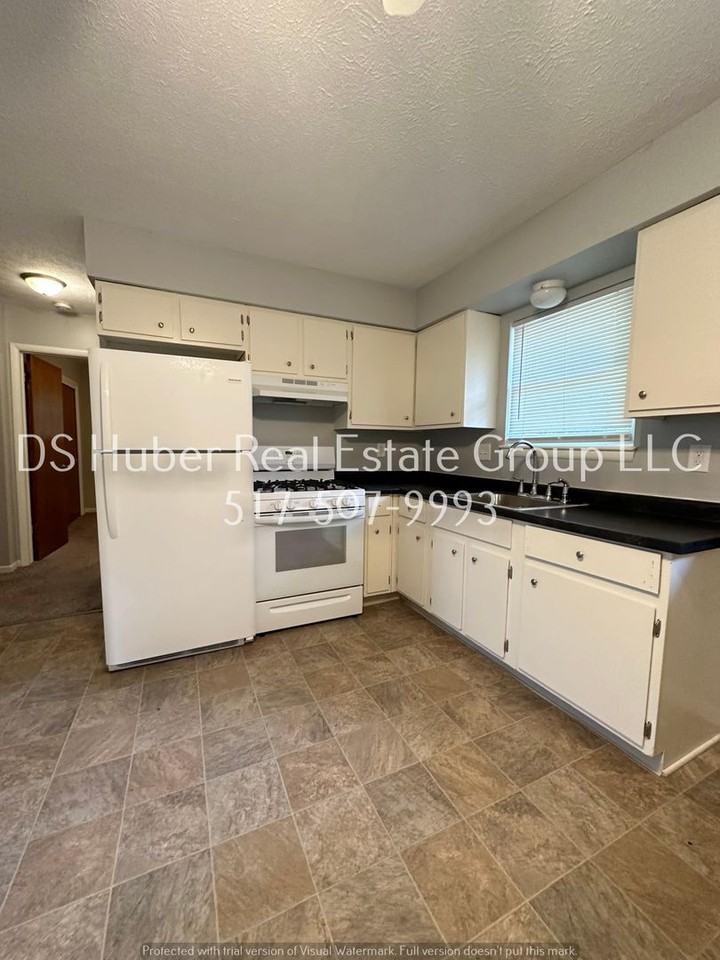 West 2306-2308 Building - Photo 3 of 15