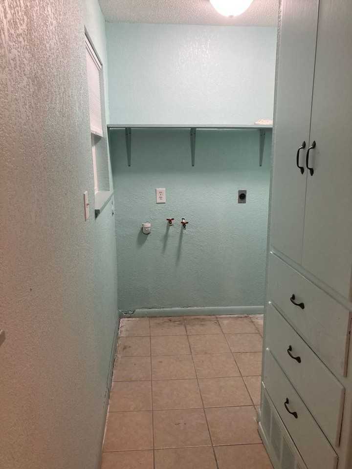 1701 Taylor Ave - Photo 6 of 15