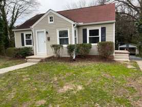 712 N Main St - Photo 1 of 1
