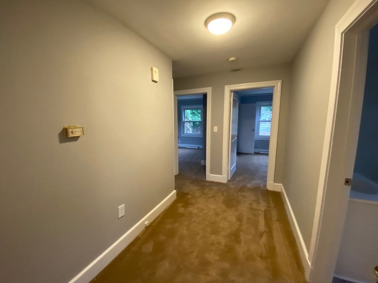 712 N Main St - Photo 7 of 22