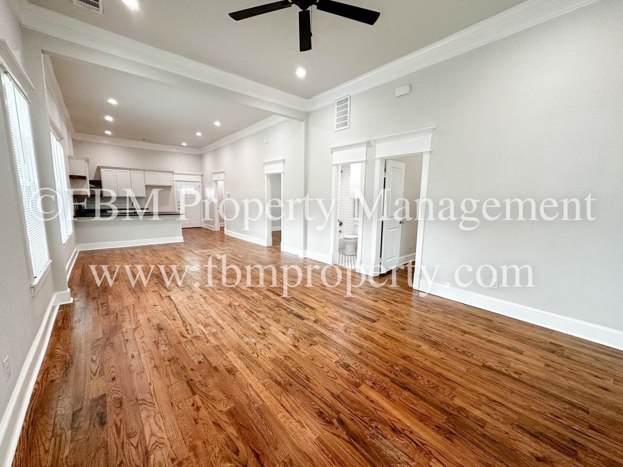 513 Water St - Photo 5 of 18