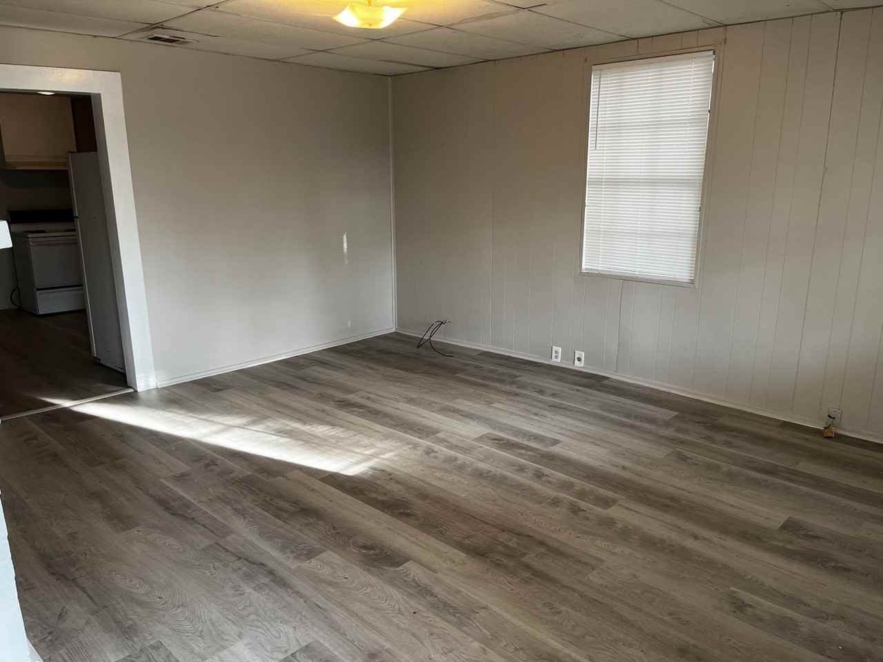 1005 N Oak St Apt A #Apt A
