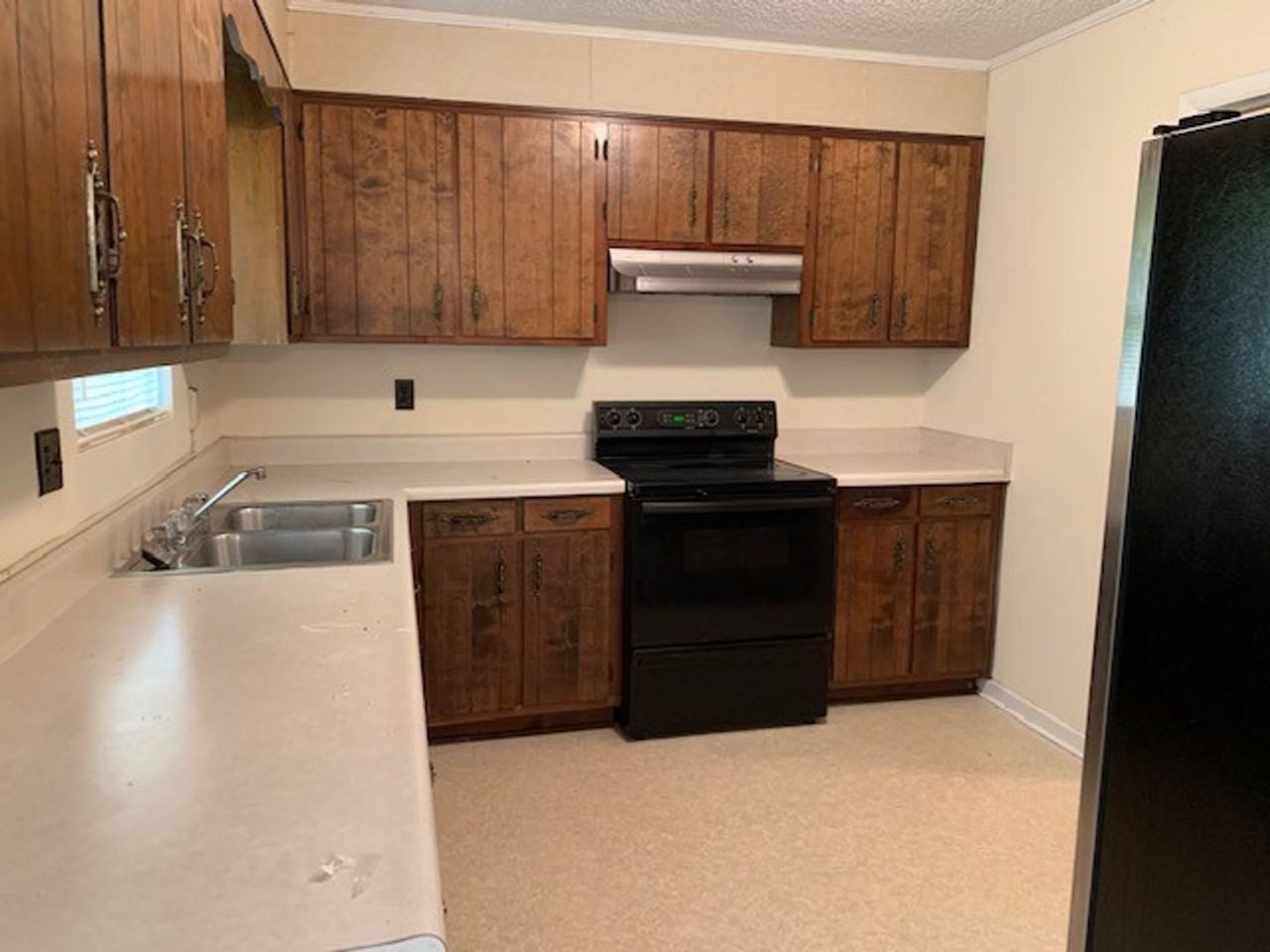 3902 Danube Cir - Photo 4 of 9