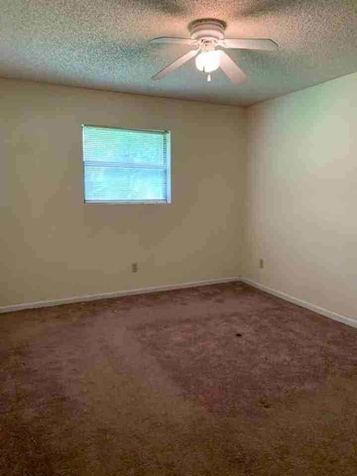 3902 Danube Cir - Photo 7 of 9