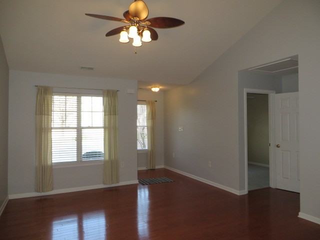 2052 Shady Pond Dr - Photo 3 of 23