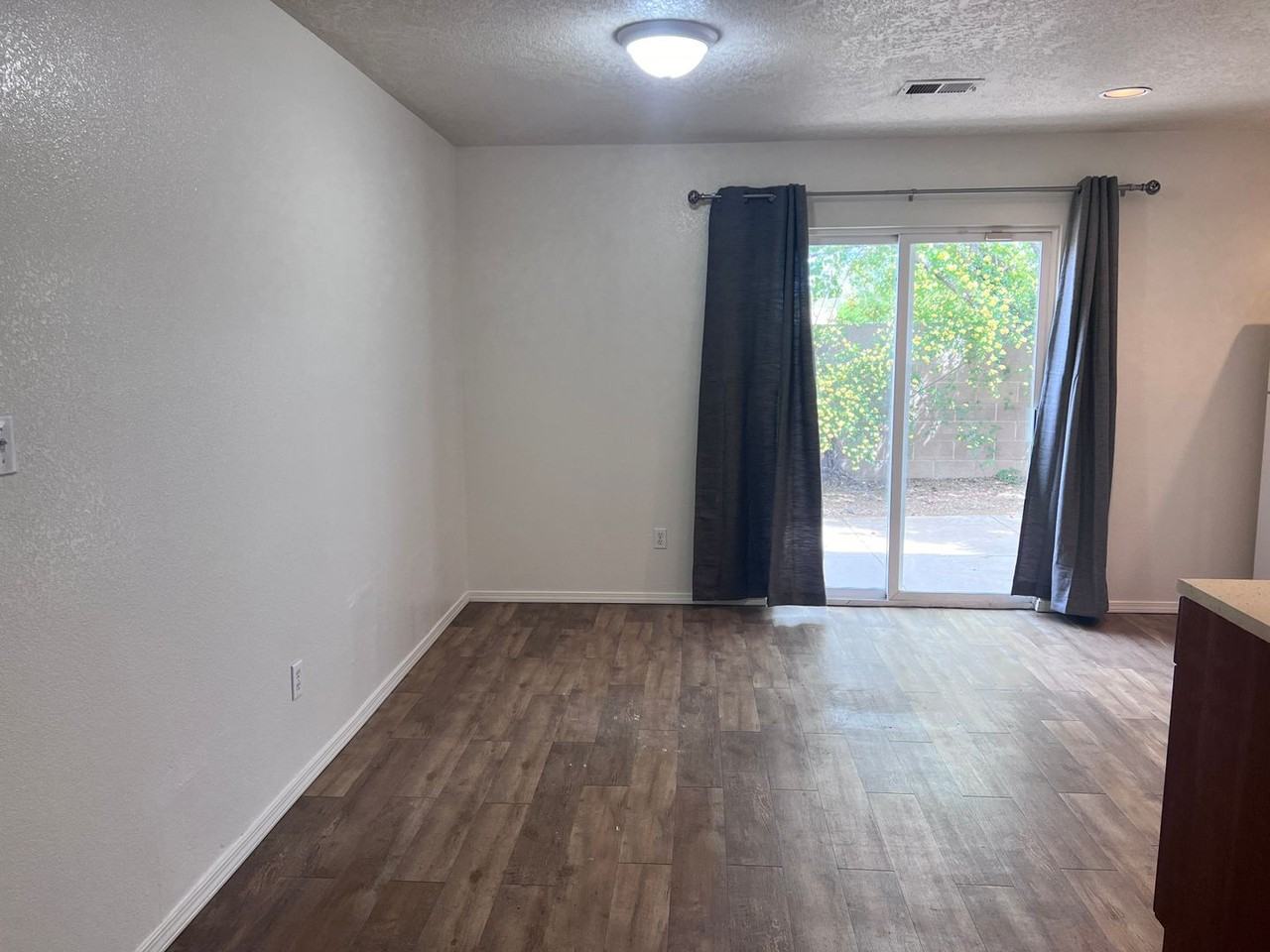 7101 Jet Rd Ne - Photo 5 of 19