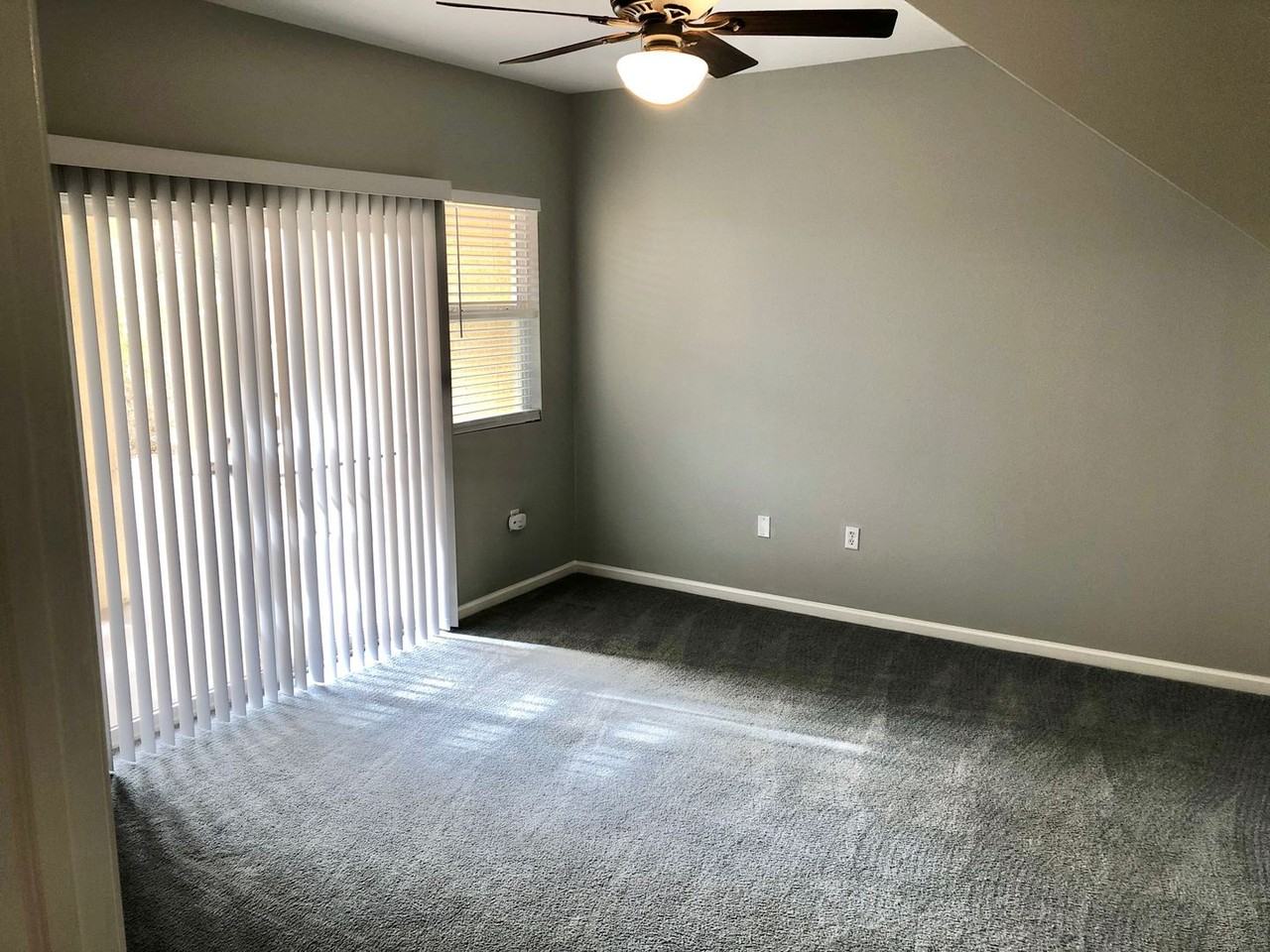 203 Lucca Dr - Photo 6 of 10