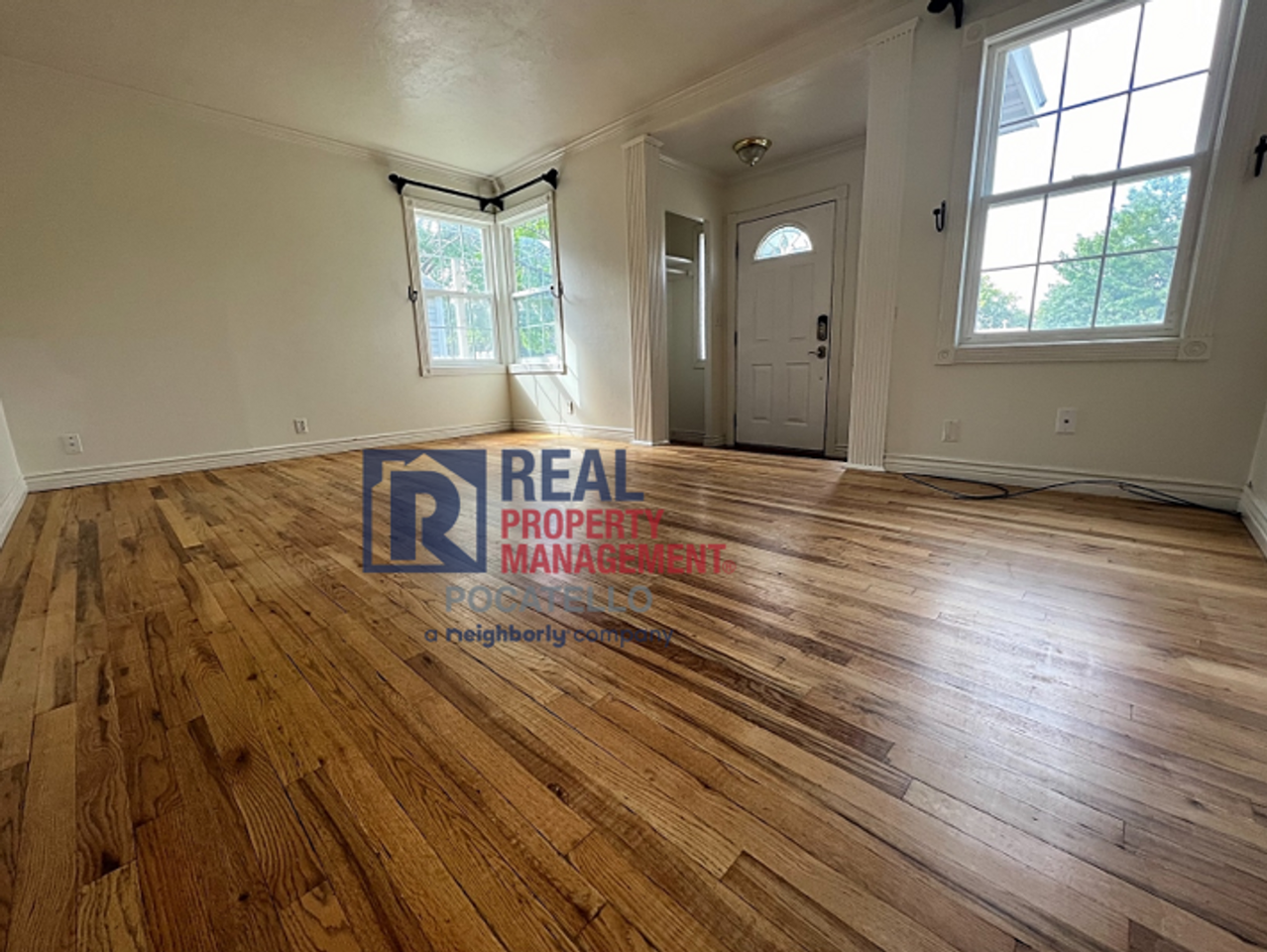 578 Filmore Ave - Photo 7 of 22