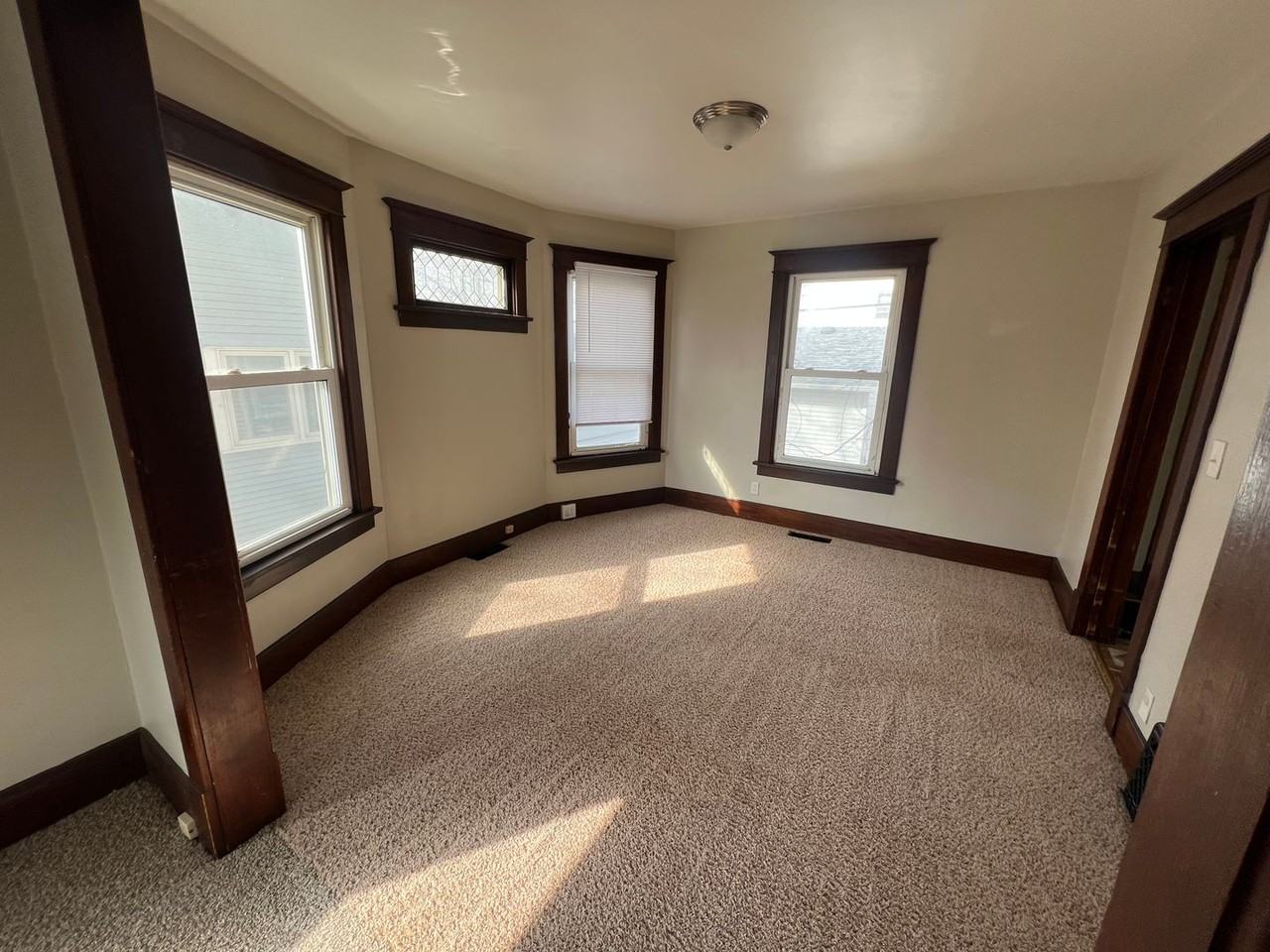 333 16th Ave - Photo 3 of 12