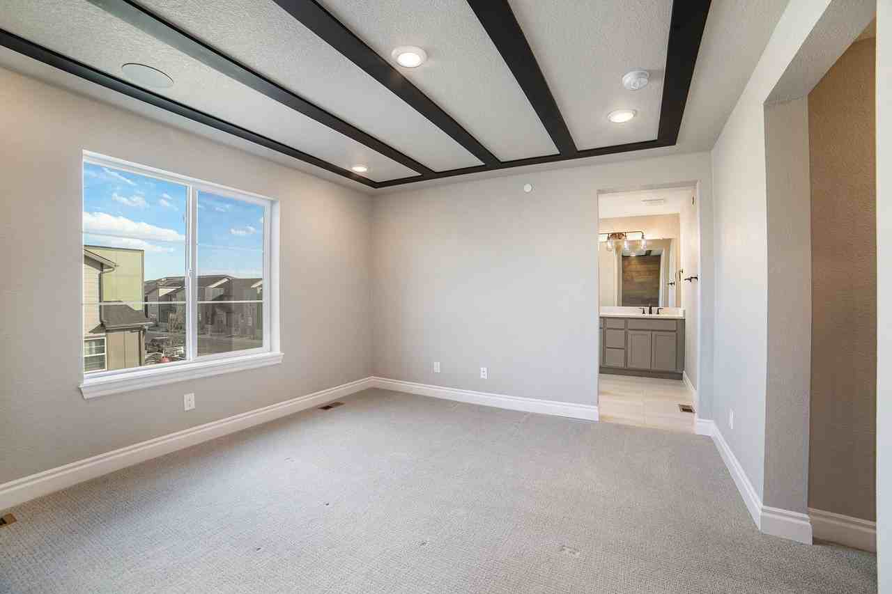 1707 Spring Water Pt - Photo 7 of 15