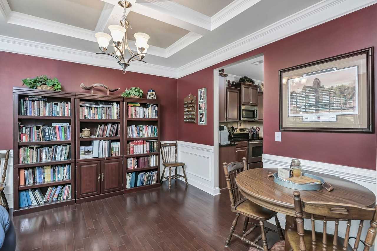 1409 Red Sunset Ln - Photo 4 of 50