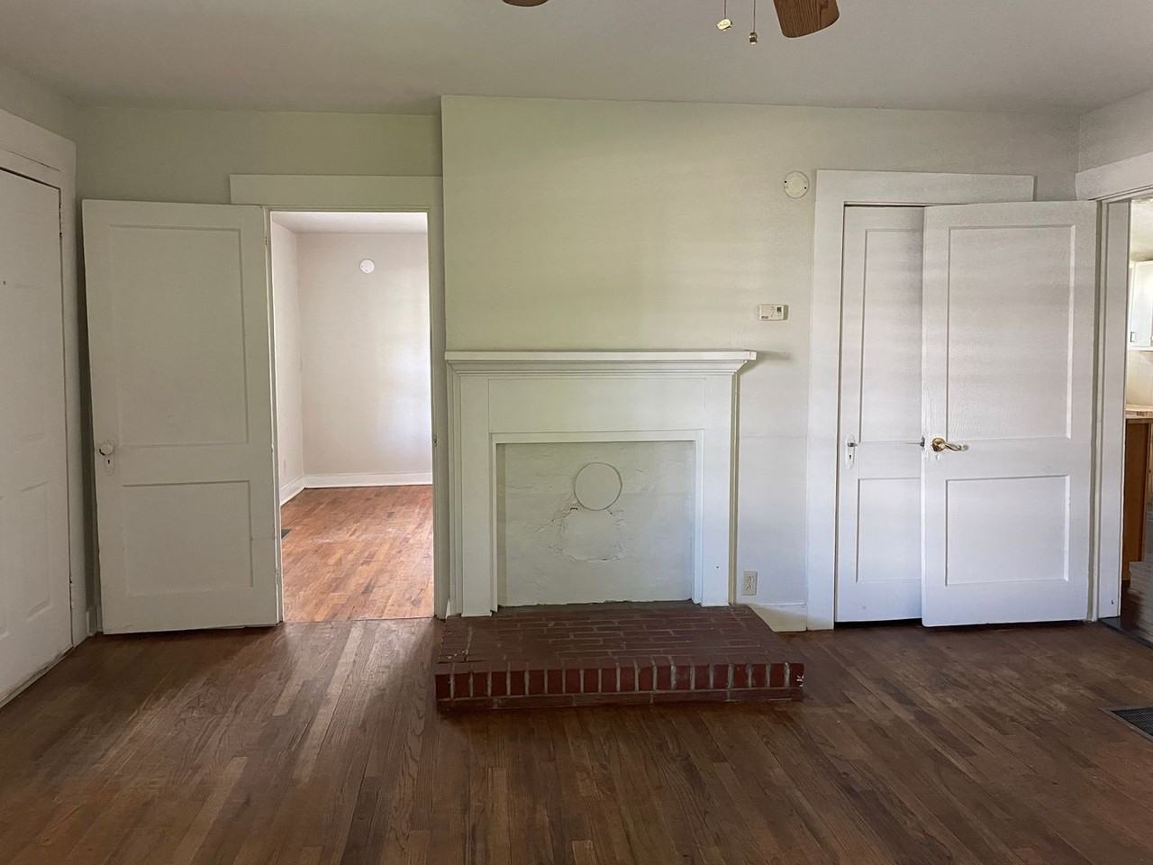 1115 Macon Hwy - Photo 2 of 10