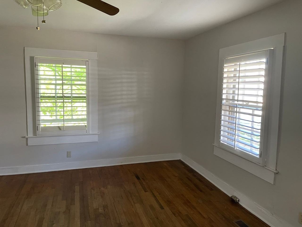 1115 Macon Hwy - Photo 3 of 10