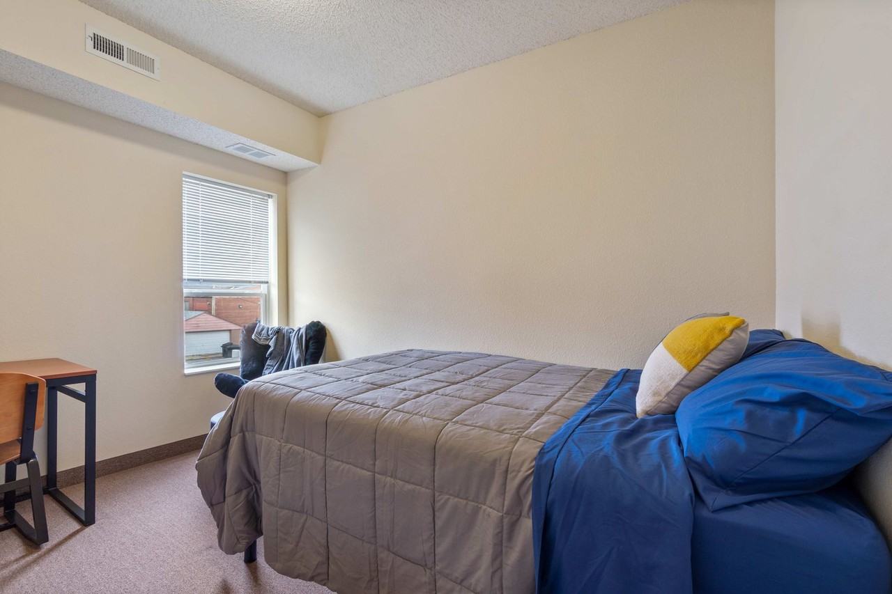 Cloud on Fifth - Photo 7 of 50