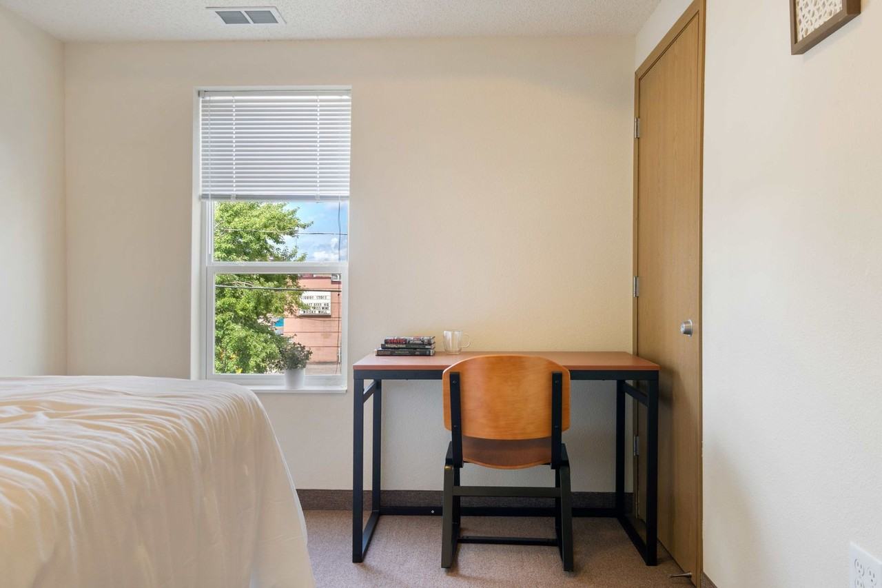 Cloud on Fifth - Photo 7 of 50