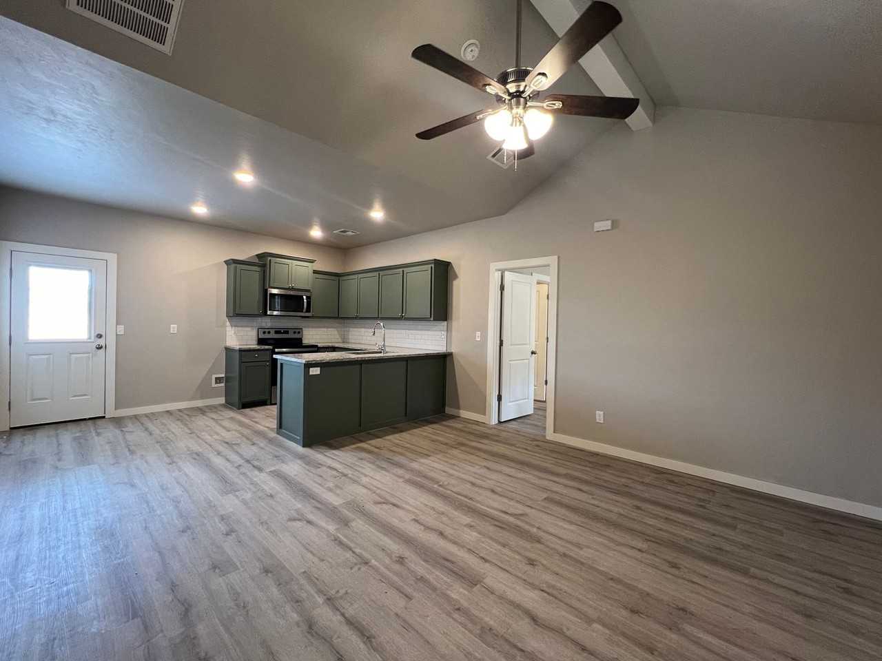 120 Glenhaven Dr - Photo 2 of 10