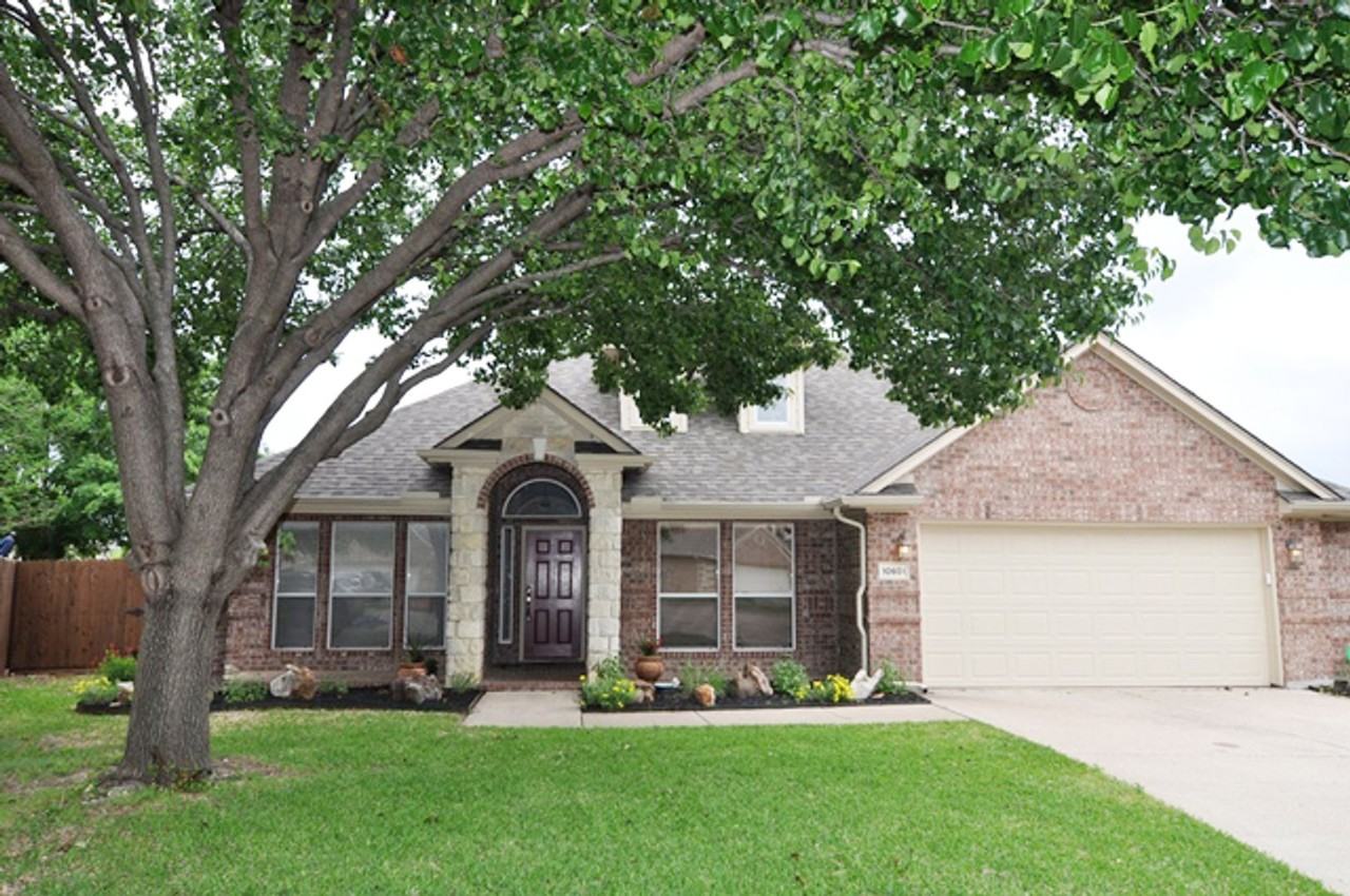 10601 Elmhurst Ln - Photo 2 of 20