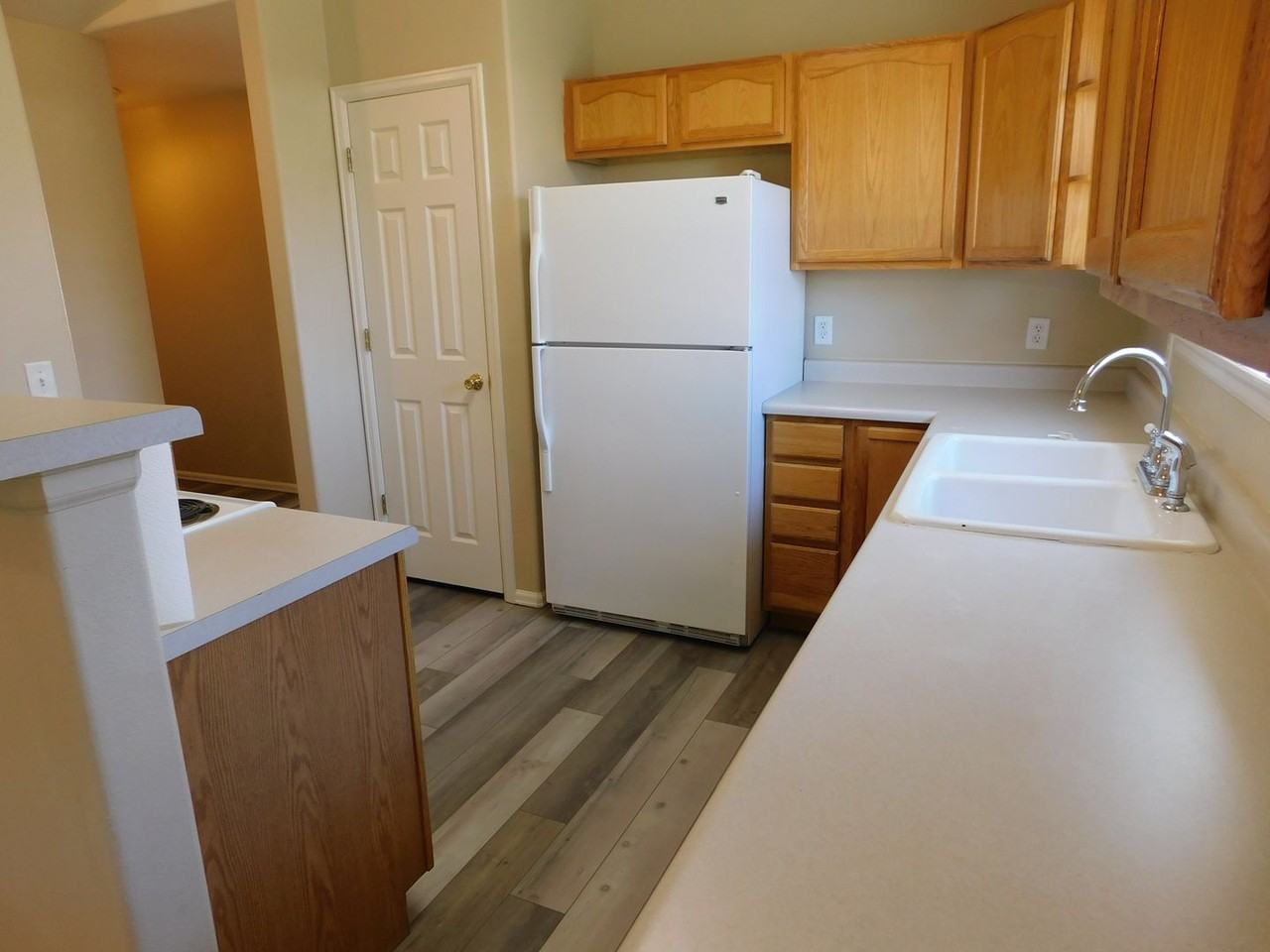 1468 Sagittarius St - Photo 5 of 17