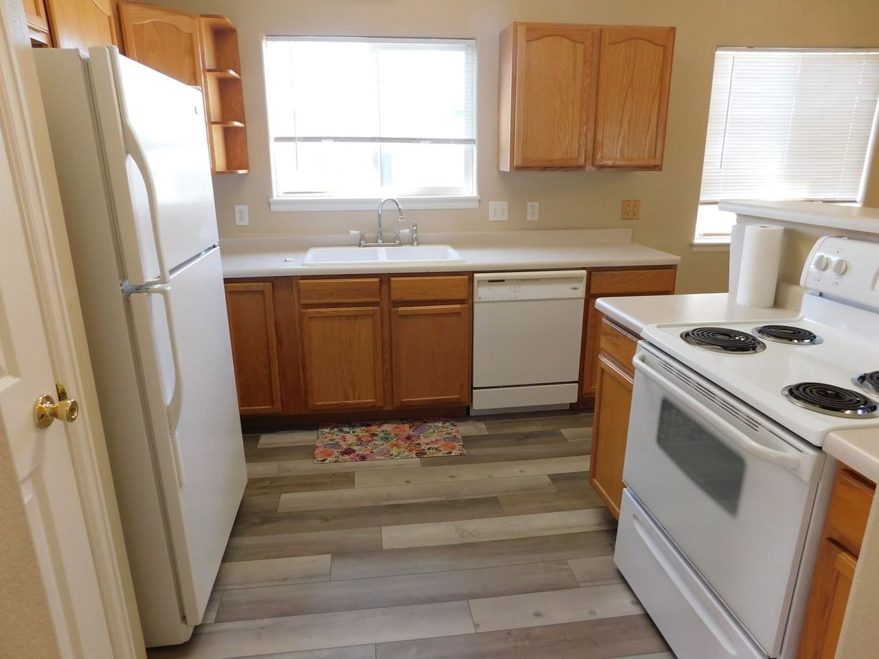 1468 Sagittarius St - Photo 6 of 17